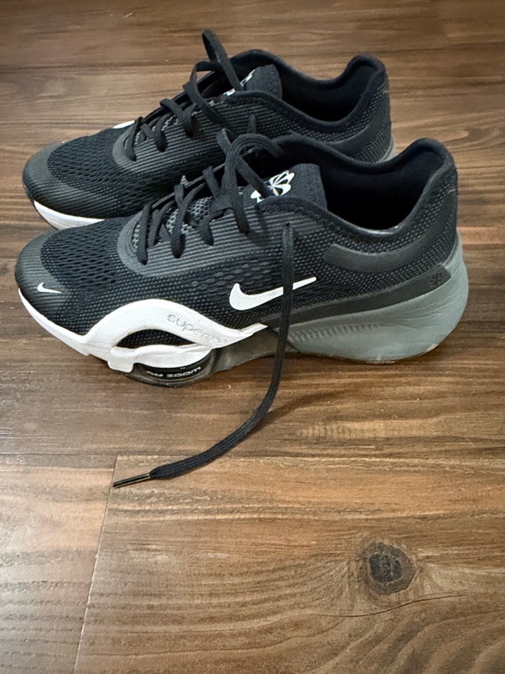 Nike Black & White super rep Trainers with Gray Sole